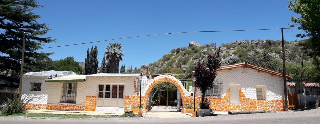 Hospedaje Don Alberto Hotel Potrerillos Exterior photo