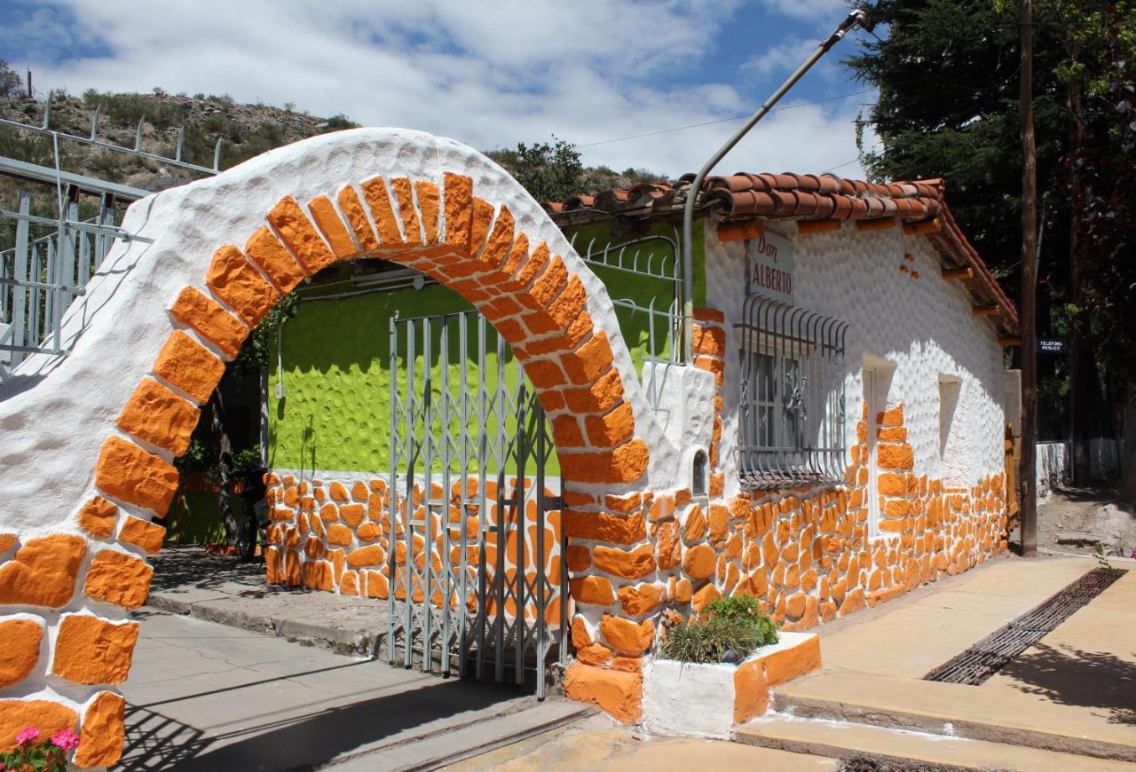 Hospedaje Don Alberto Hotel Potrerillos Exterior photo